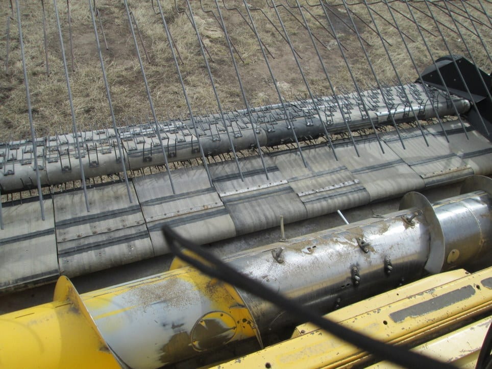 PMH-Y HEADER W/14FT SWATHMASTER PICK-UP